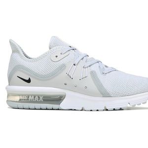 Nike Air Max Sequent 3 Platinum Women’s 7.5, 8.5 NWT Nike Air Max Sequent 3 Platinum Women’s 7.5, 8.5 NWT